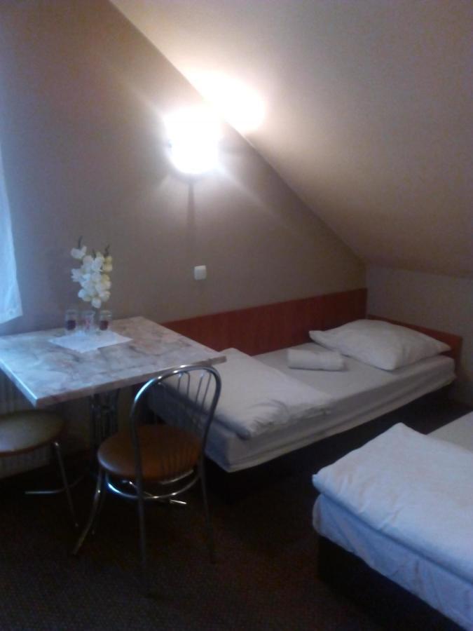 Hotel Gryf Gryfice Esterno foto